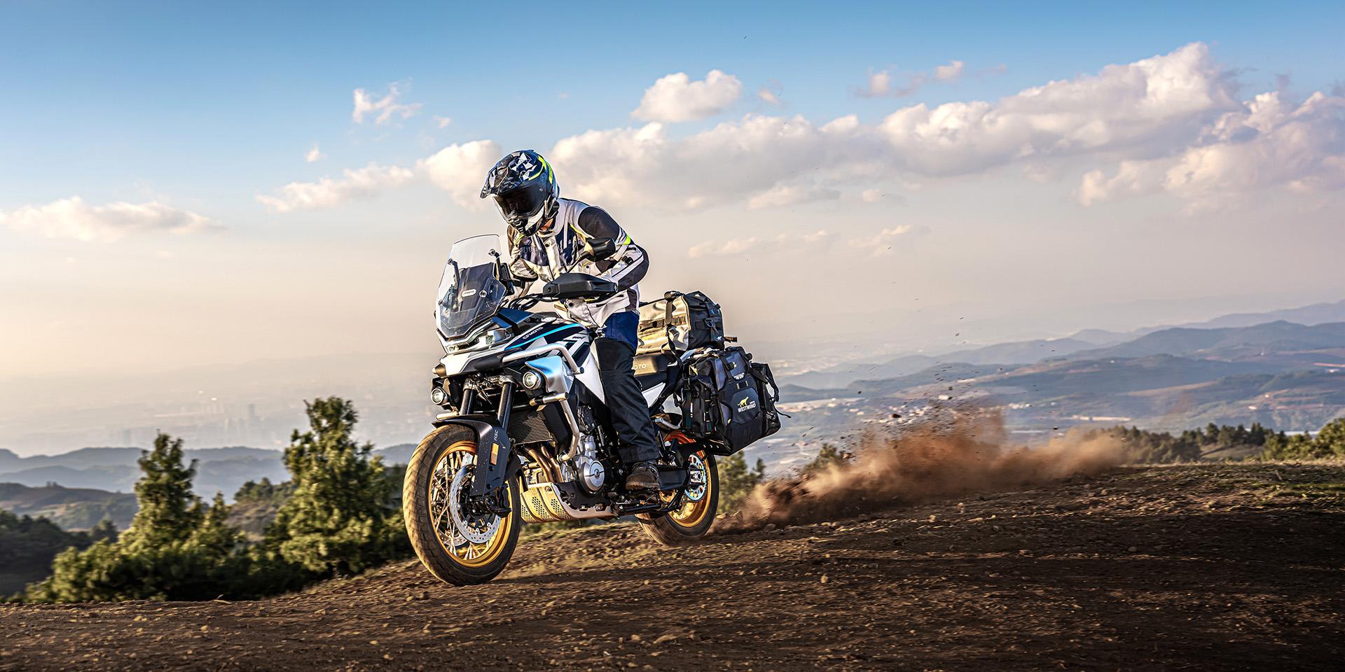 CFMOTO 800MT EXPLORE