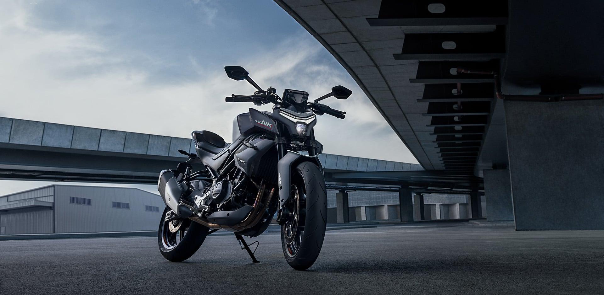 CFMOTO 450NK — слика 1